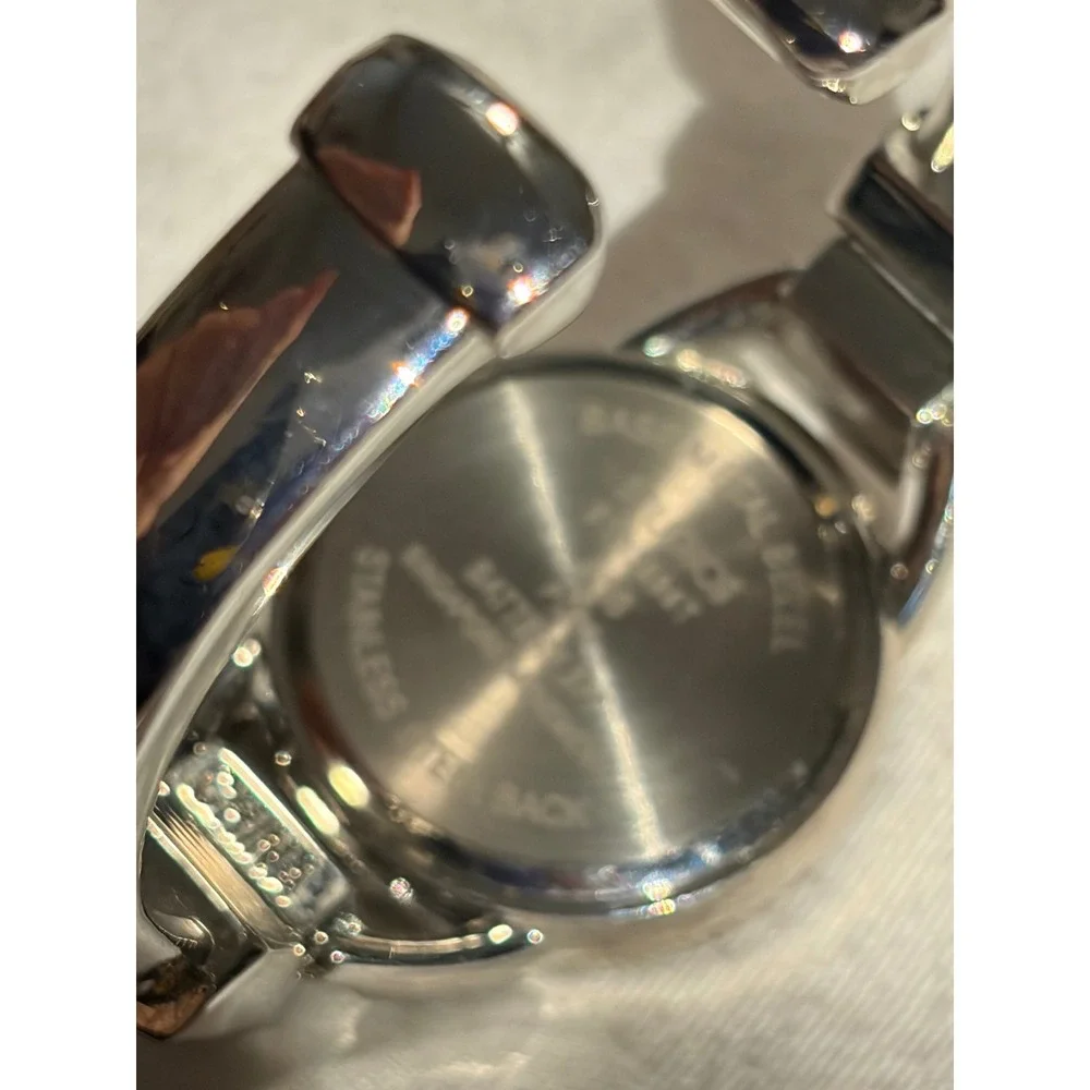 Studio‎ Time Silver Tone Bangle Cuff Watch Quartz Fashion Womens STD3886T